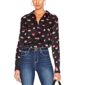 NWT L'AGENCE Tyler Holly Lip Print Long-Sleeve Silk Button Down Shirt - Size XS